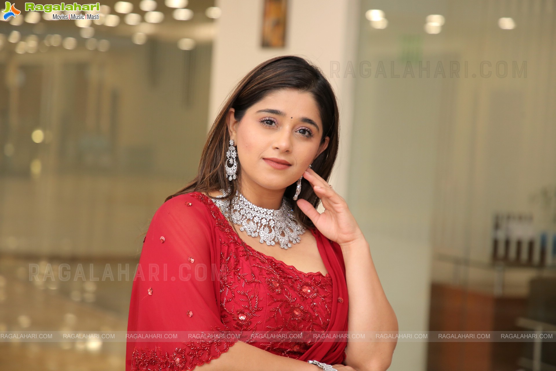 Chandni Bhagwanani Latest Photoshoot Stills, HD Photo Gallery