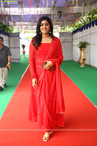 Eesha Rebba at Jilebi Movie Opening