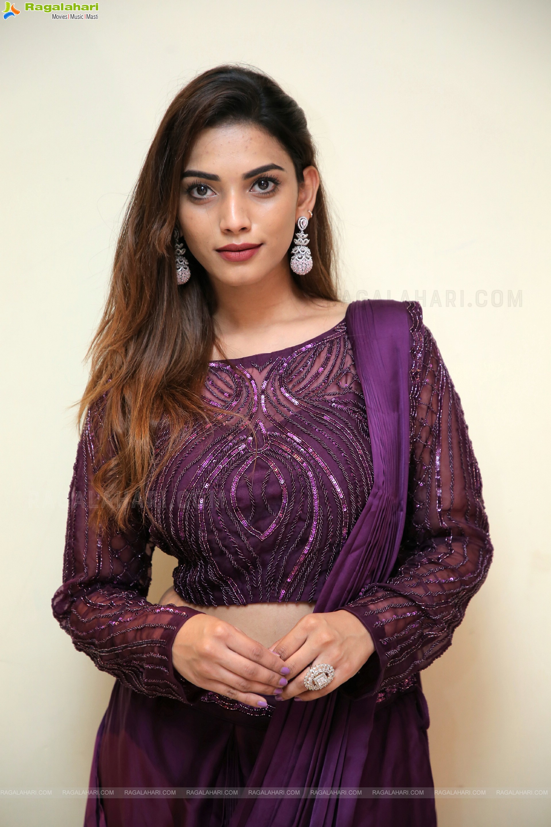 Harshini Balla Latest Photoshoot Stills, HD Photo Gallery