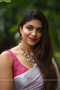 Malavika Satheesan at Boyfriend for Hire Press Meet