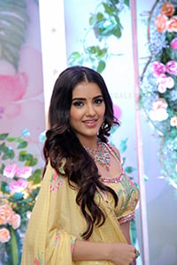 Malvika Sharma at Hi Life Brides Hyderabad