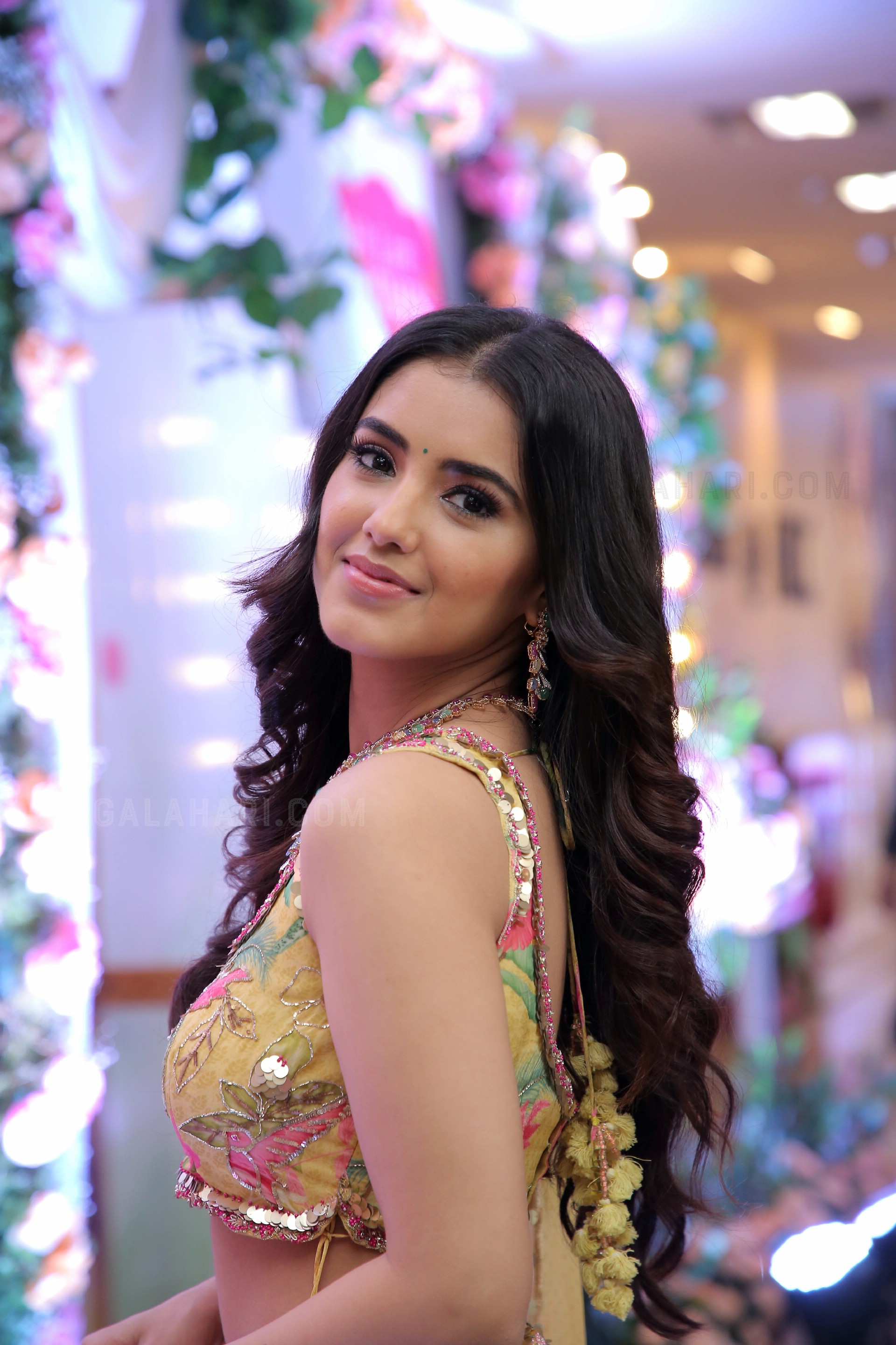 Malvika Sharma at Hi Life Brides Hyderabad October 2022, HD Photo Gallery