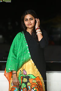 Manochitra HD Photo Gallery