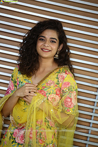 Mithila Palkar at Ori Devuda Interview