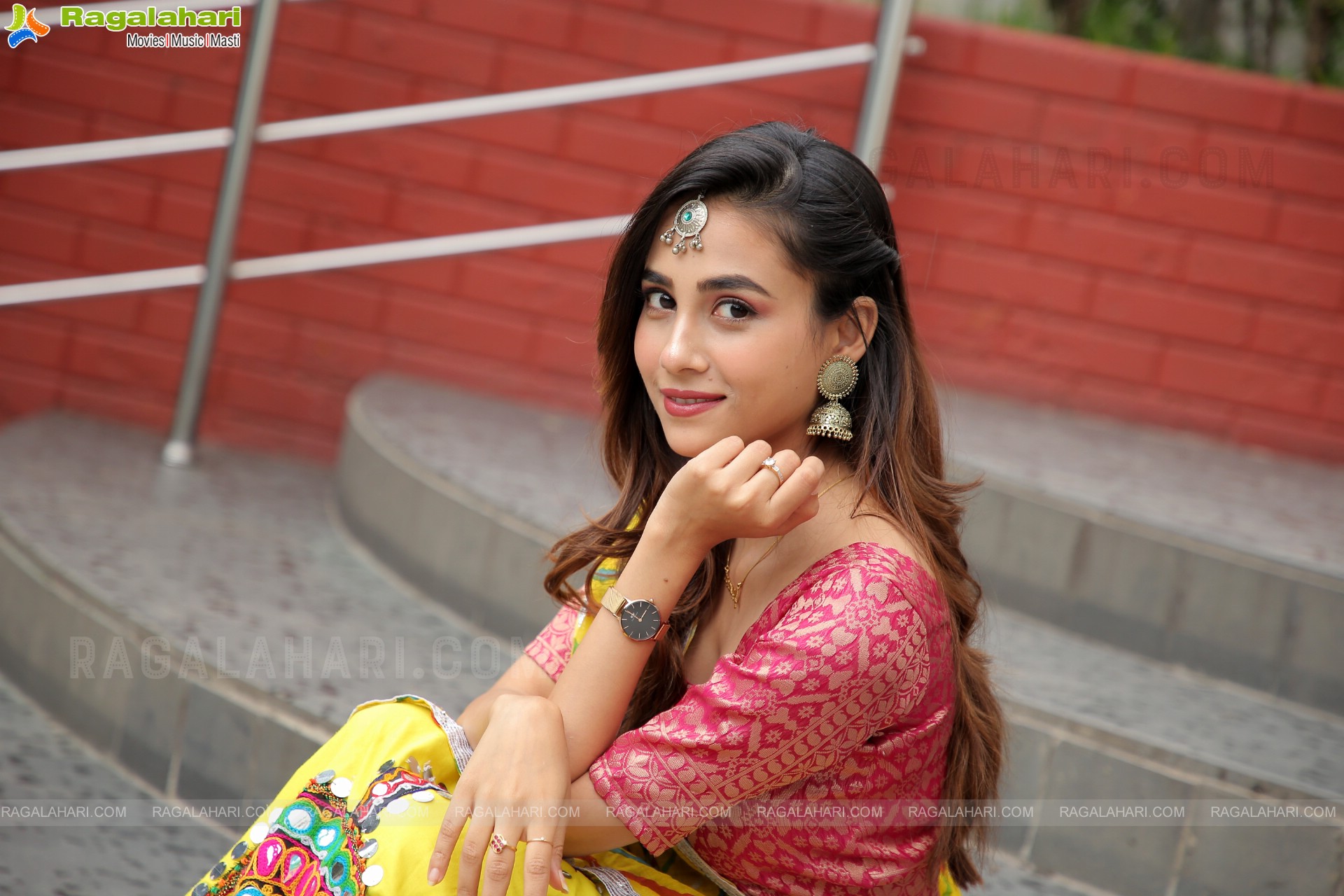 Nishat Shaik Latest Photoshoot Stills, HD Photo Gallery