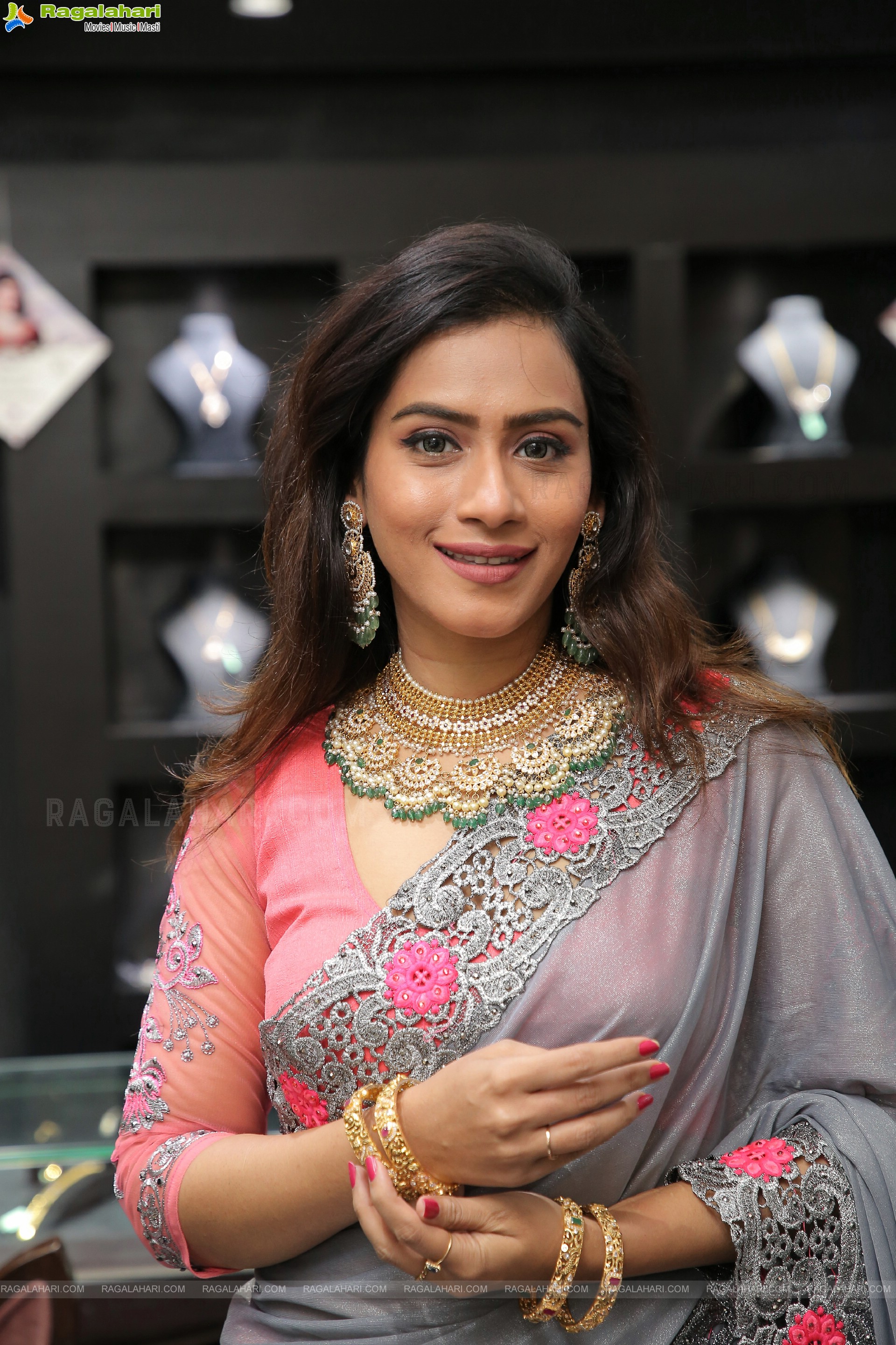 Preethi Singh Showcases a Collection at Manepally Jewellers Special Diwali Collection Launch