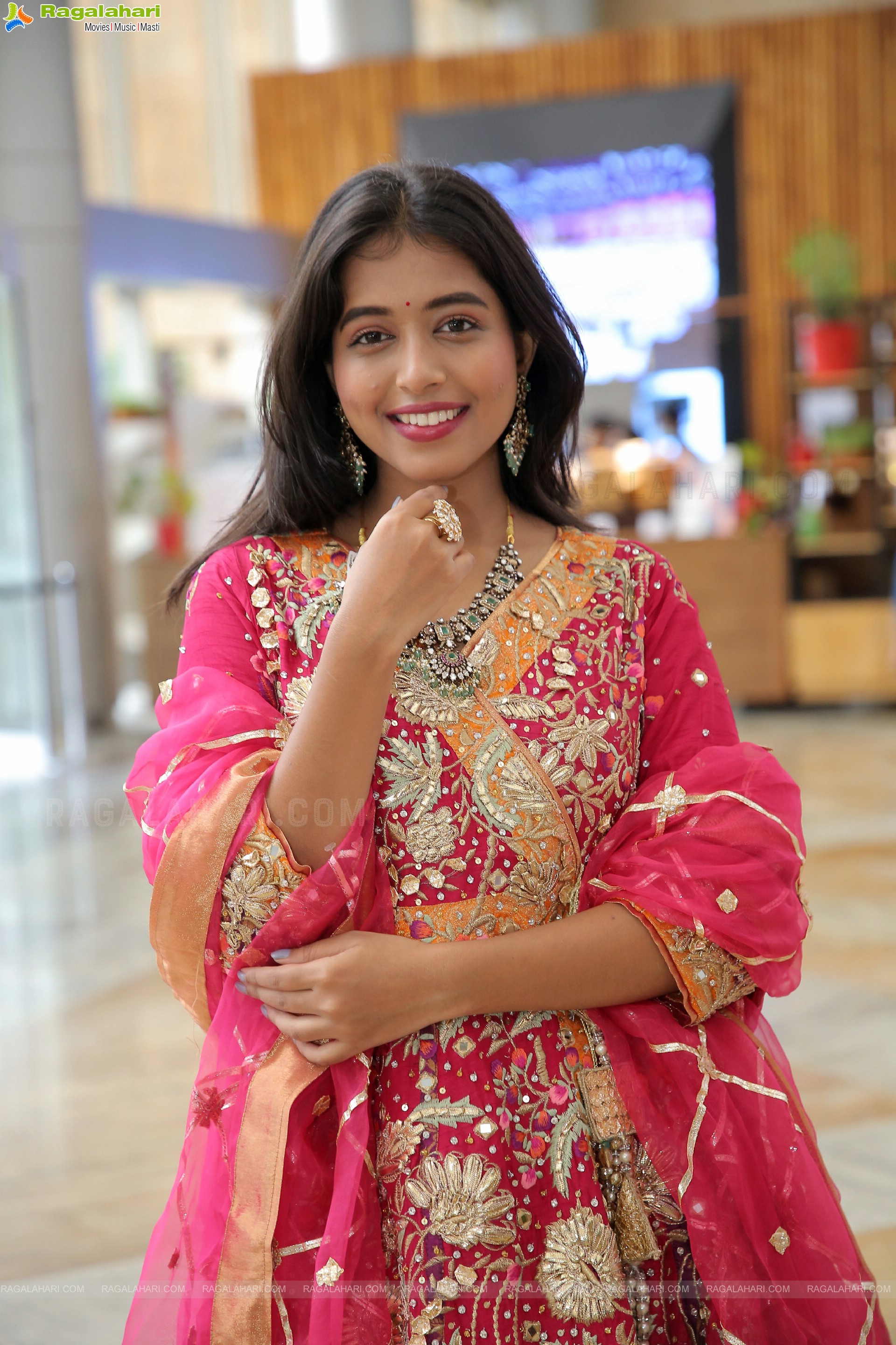 Rittika Chakraborty at Hi Life Brides Hyderabad October 2022, HD Photo Gallery