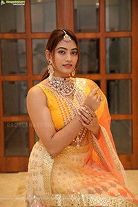 Spandana Palli Poses With Jewellery