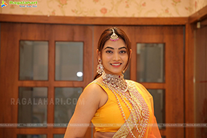 Spandana Palli Poses With Jewellery