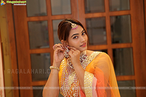 Spandana Palli Poses With Jewellery