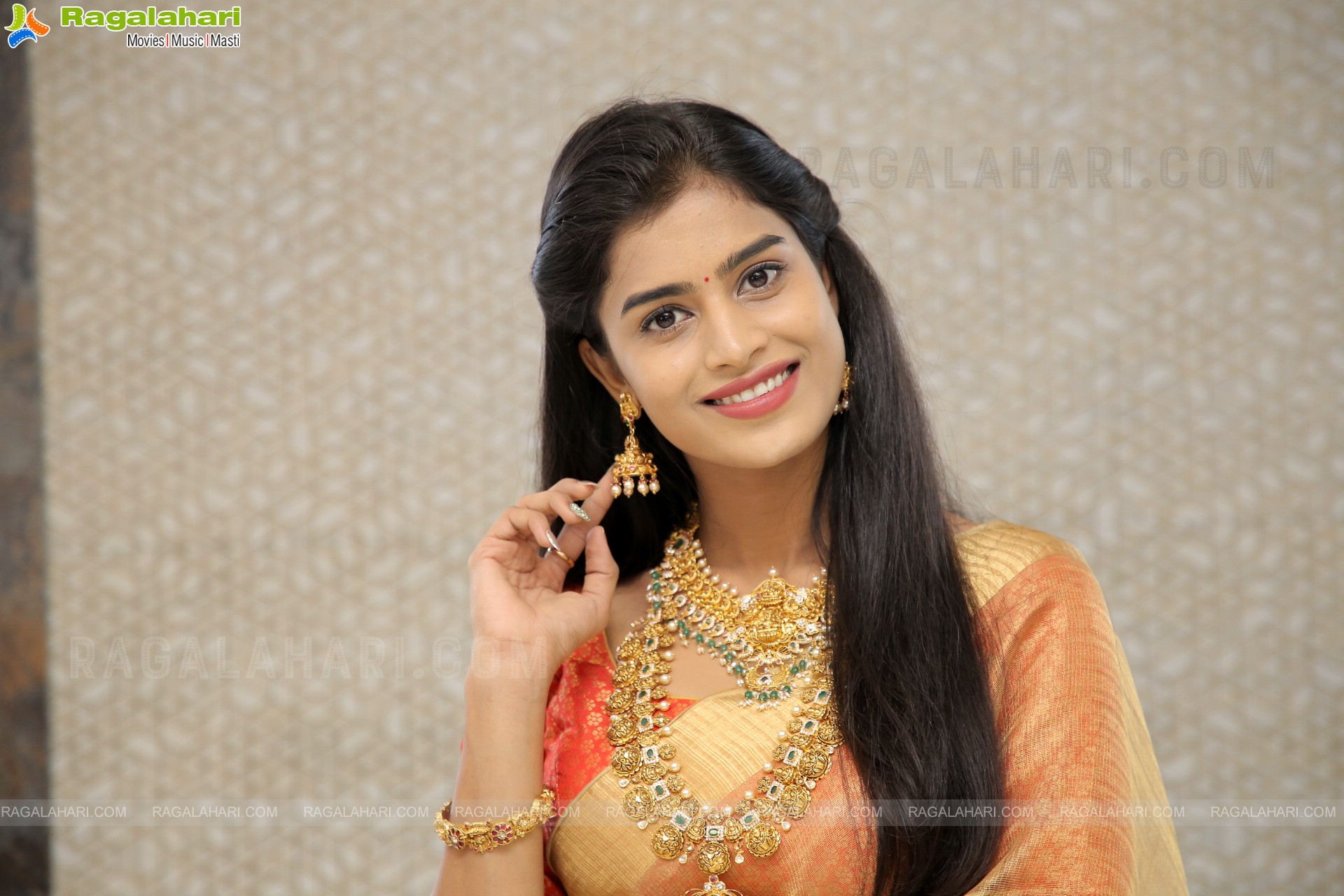 Srilekha Latest Beautiful Stills With Jewellery, HD Photo Gallery