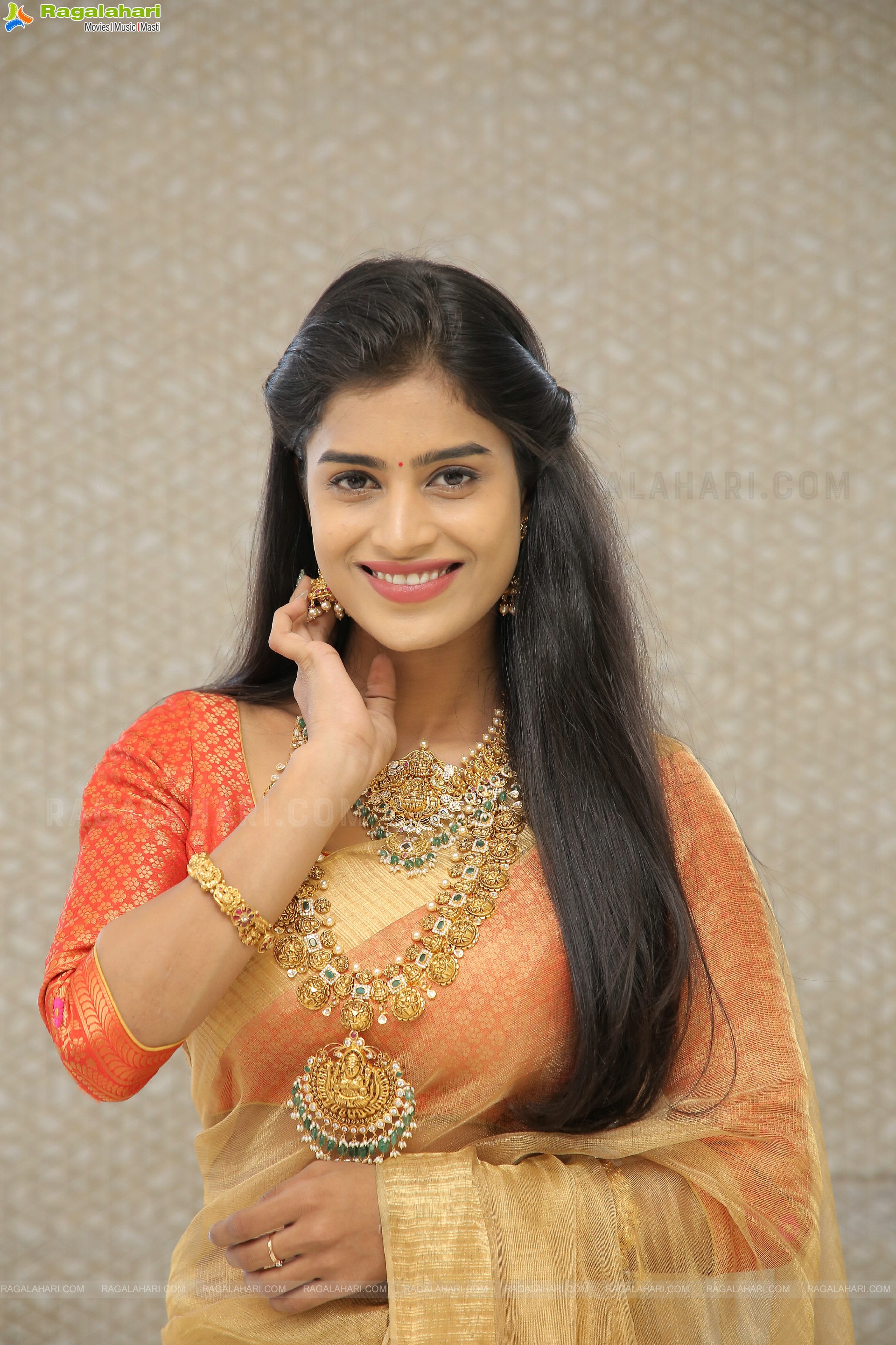 Srilekha Latest Beautiful Stills With Jewellery, HD Photo Gallery