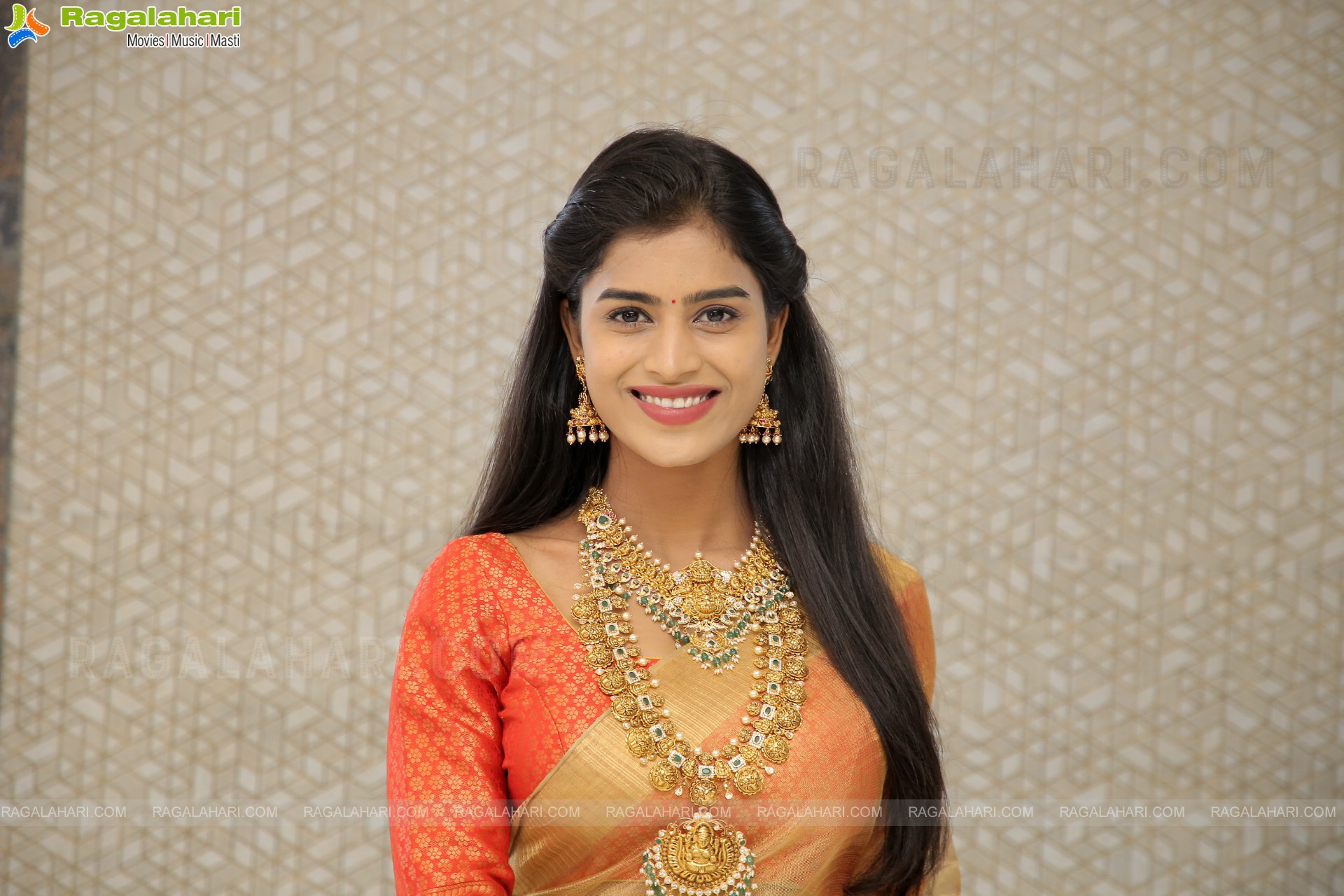 Srilekha Latest Beautiful Stills With Jewellery, HD Photo Gallery