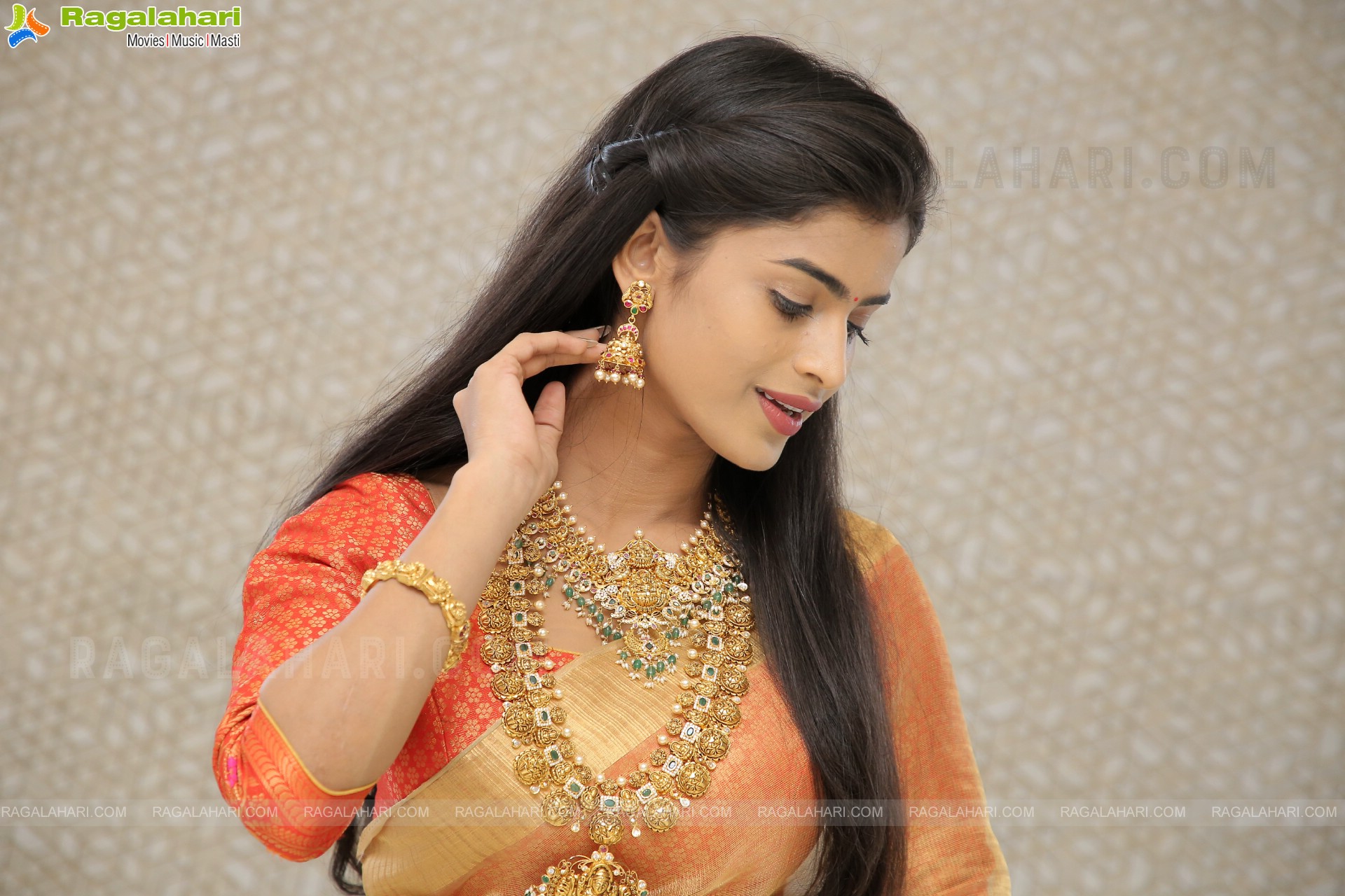 Srilekha Latest Beautiful Stills With Jewellery, HD Photo Gallery