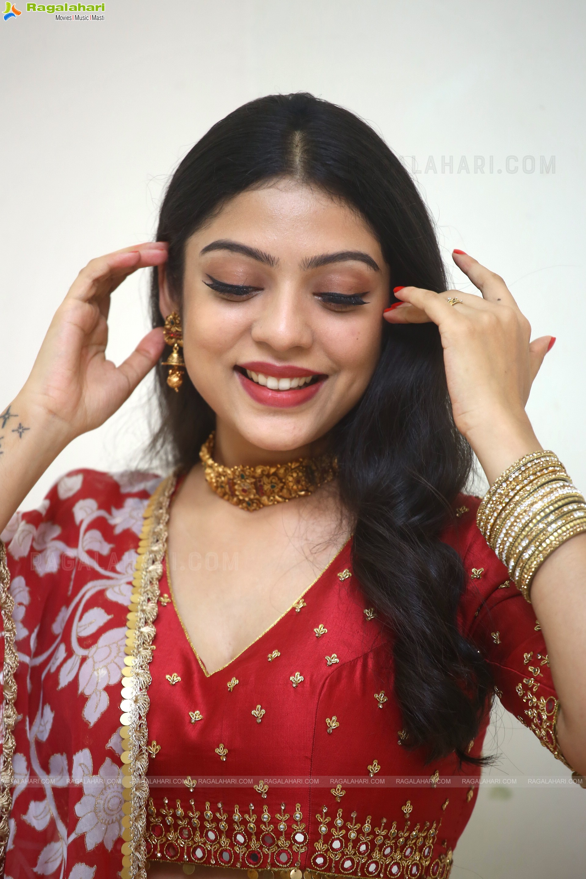 Varsha Bollamma Latest Photoshoot Stills, HD Photo Gallery