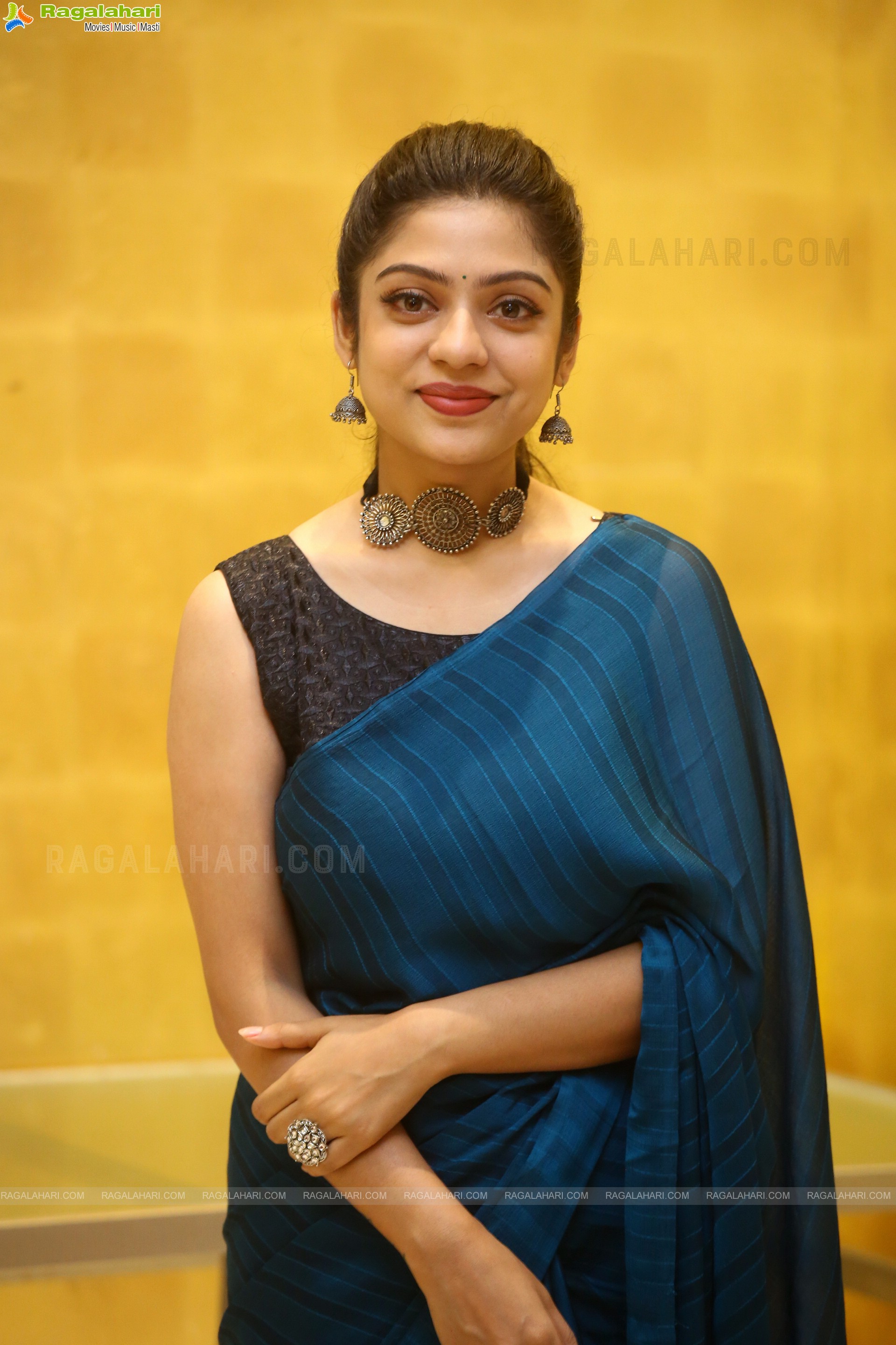 Varsha Bollamma at Swathi Muthyam Movie Success Meet, HD Photo Gallery