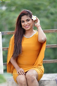 Vrushali Gosavi In Yellow Bodycon Midi Dress