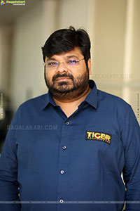 Producer Abhishek Agarwal at Tiger Nageswara Rao Interview