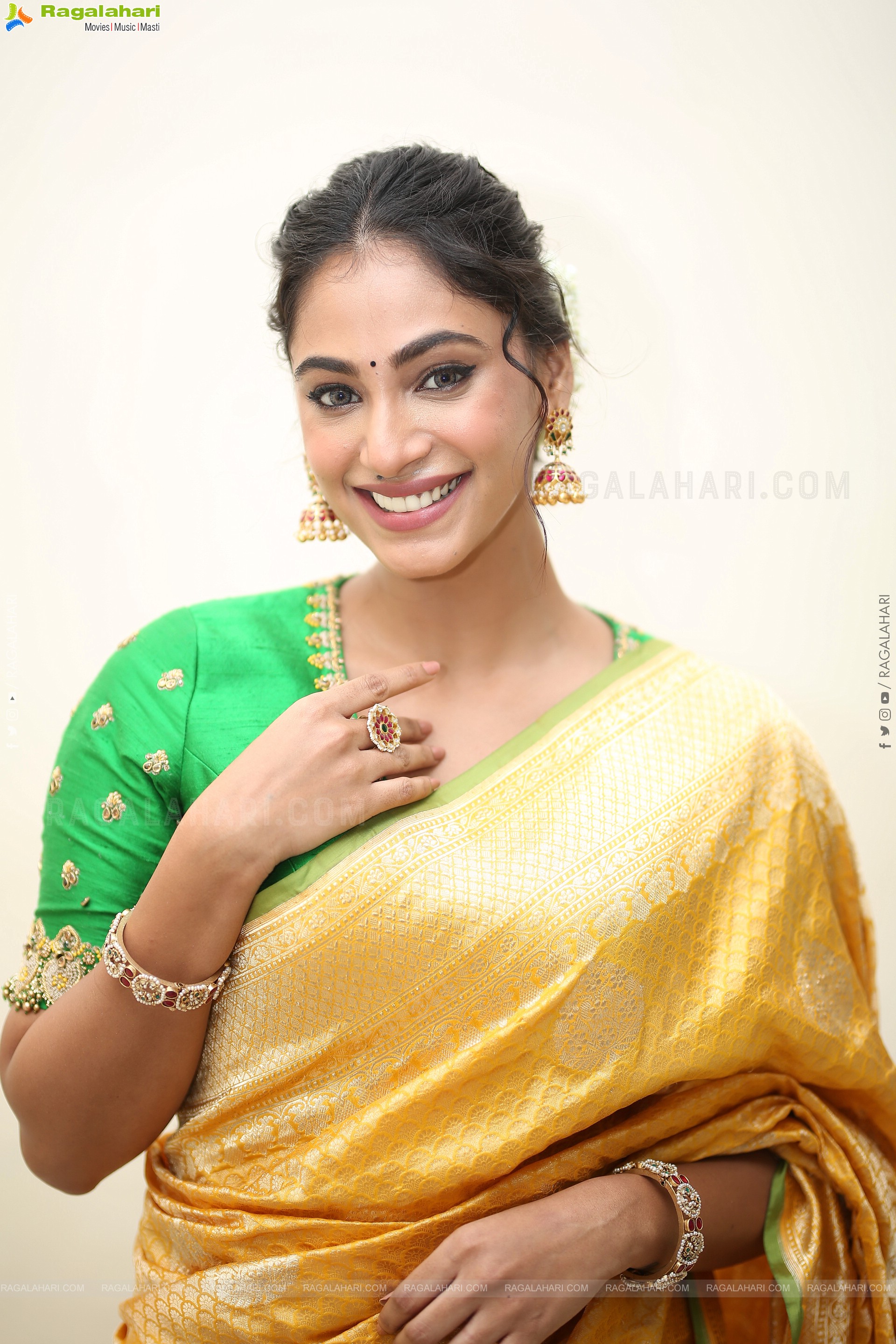 Anukreethy Vas at Tiger Nageswara Rao Pre-Release Event, HD Gallery