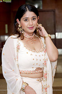 Chandni Latest Stills, HD Photo Gallery