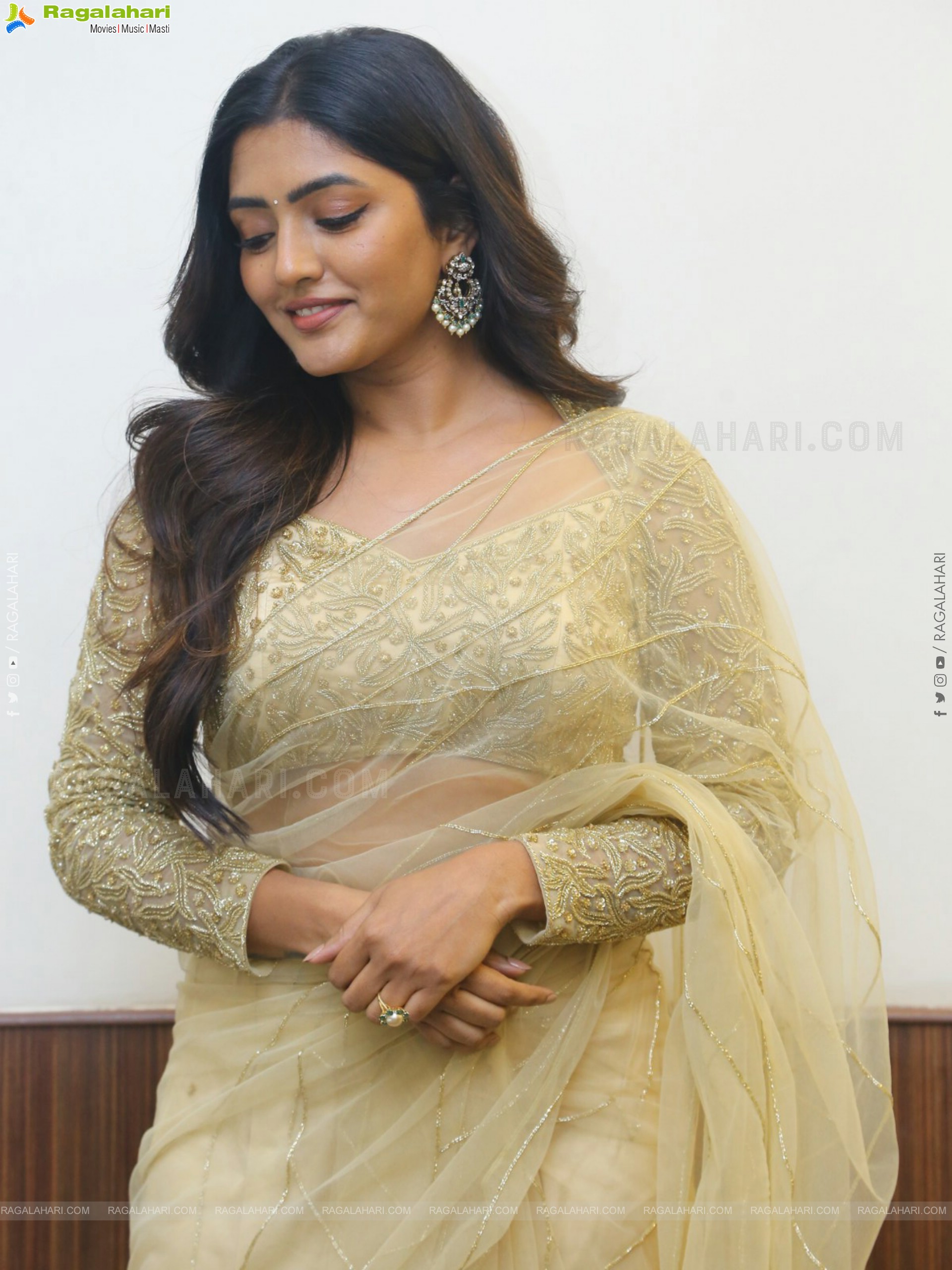 Eesha Rebba at Maama Mascheendra Pre Release Event, HD Gallery