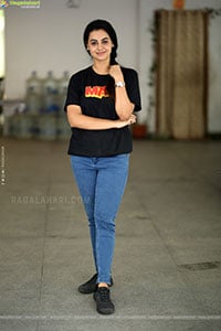 Gopika Udayan stills at Mad Movie Interview, HD Gallery