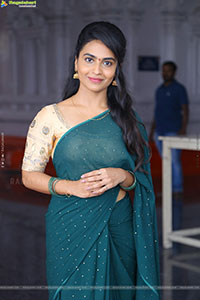 Alekhya Harika at Production No.4 Launch, HD Gallery