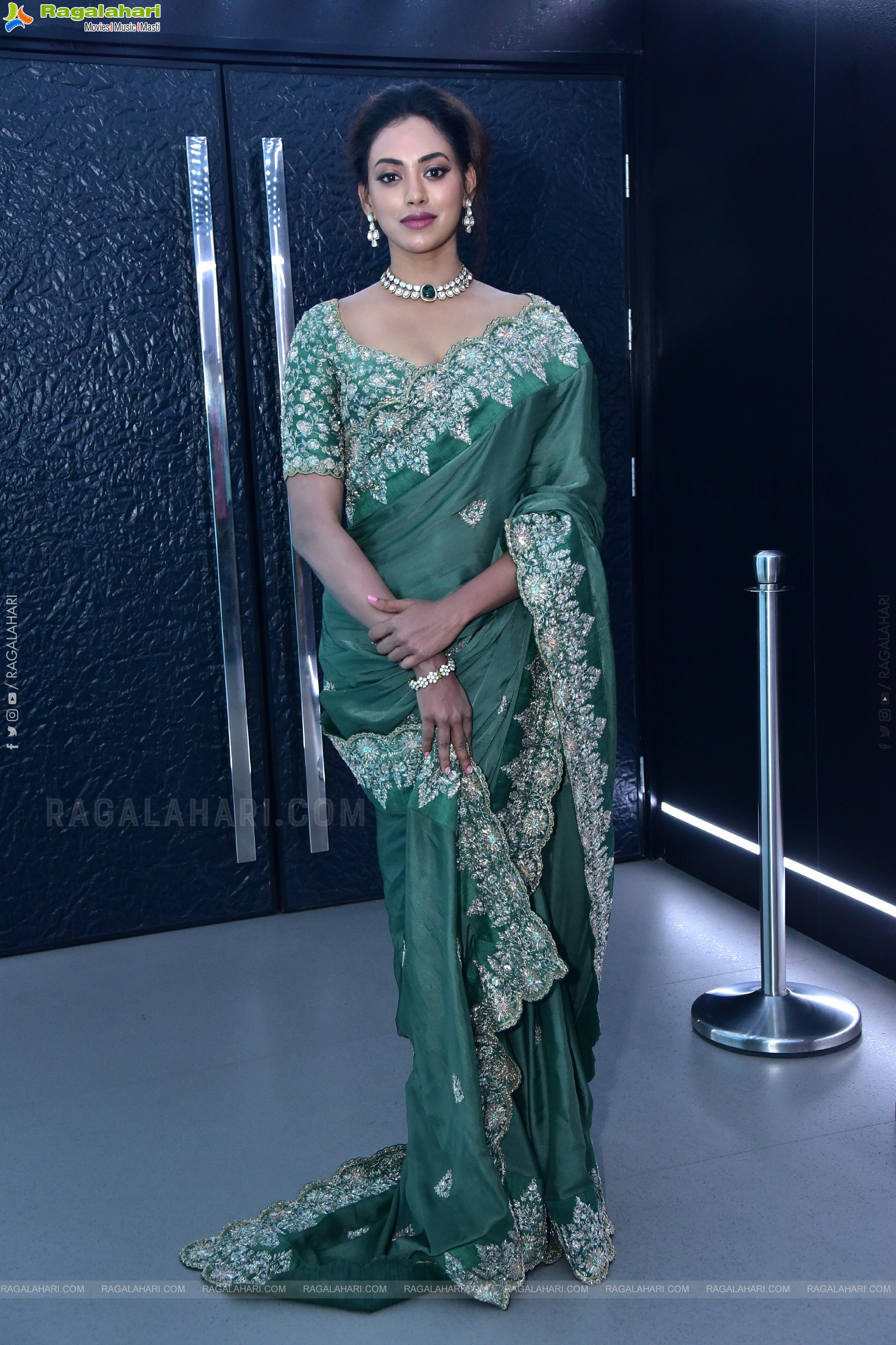 Kamakshi Bhaskarla at Polimera 2 Trailer Launch, HD Photo Gallery