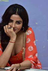 Krishika Patel at Artiste Glimpse Launch, HD Gallery