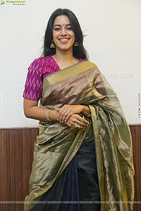 Mirnalini Ravi at Maama Mascheendra Pre Release Event