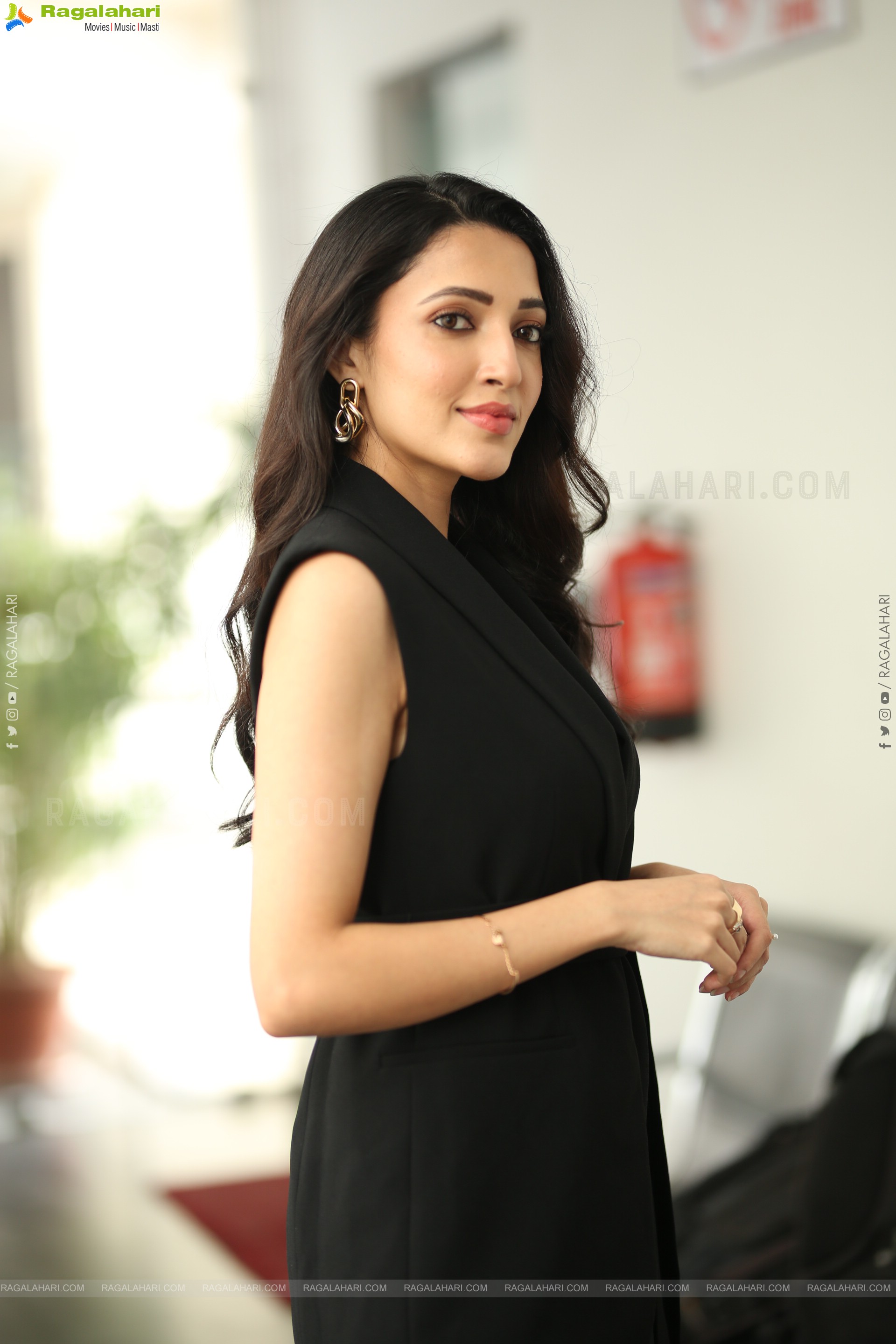 Neha Shetty at Rules Ranjann Interview, HD Gallery