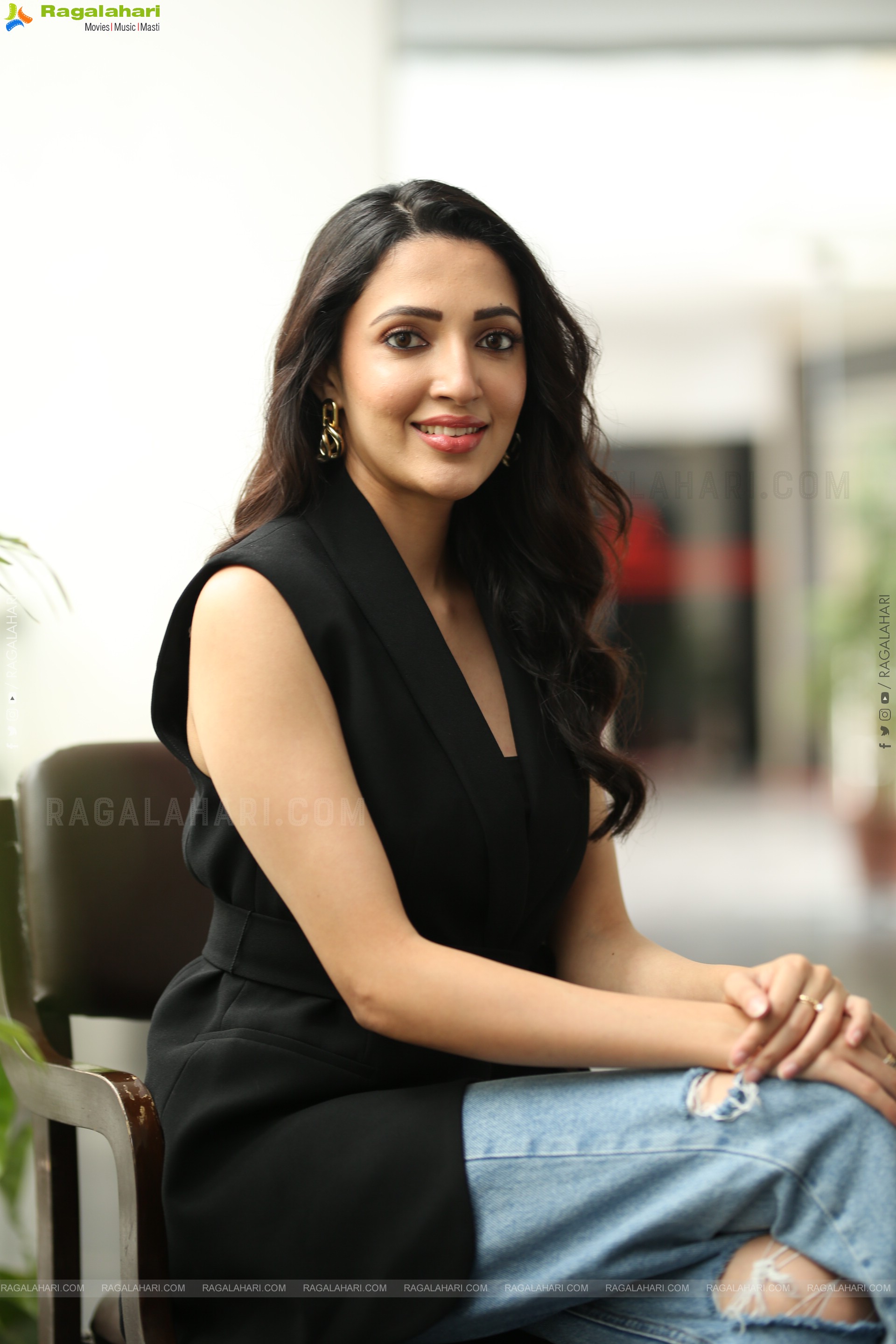 Neha Shetty at Rules Ranjann Interview, HD Gallery