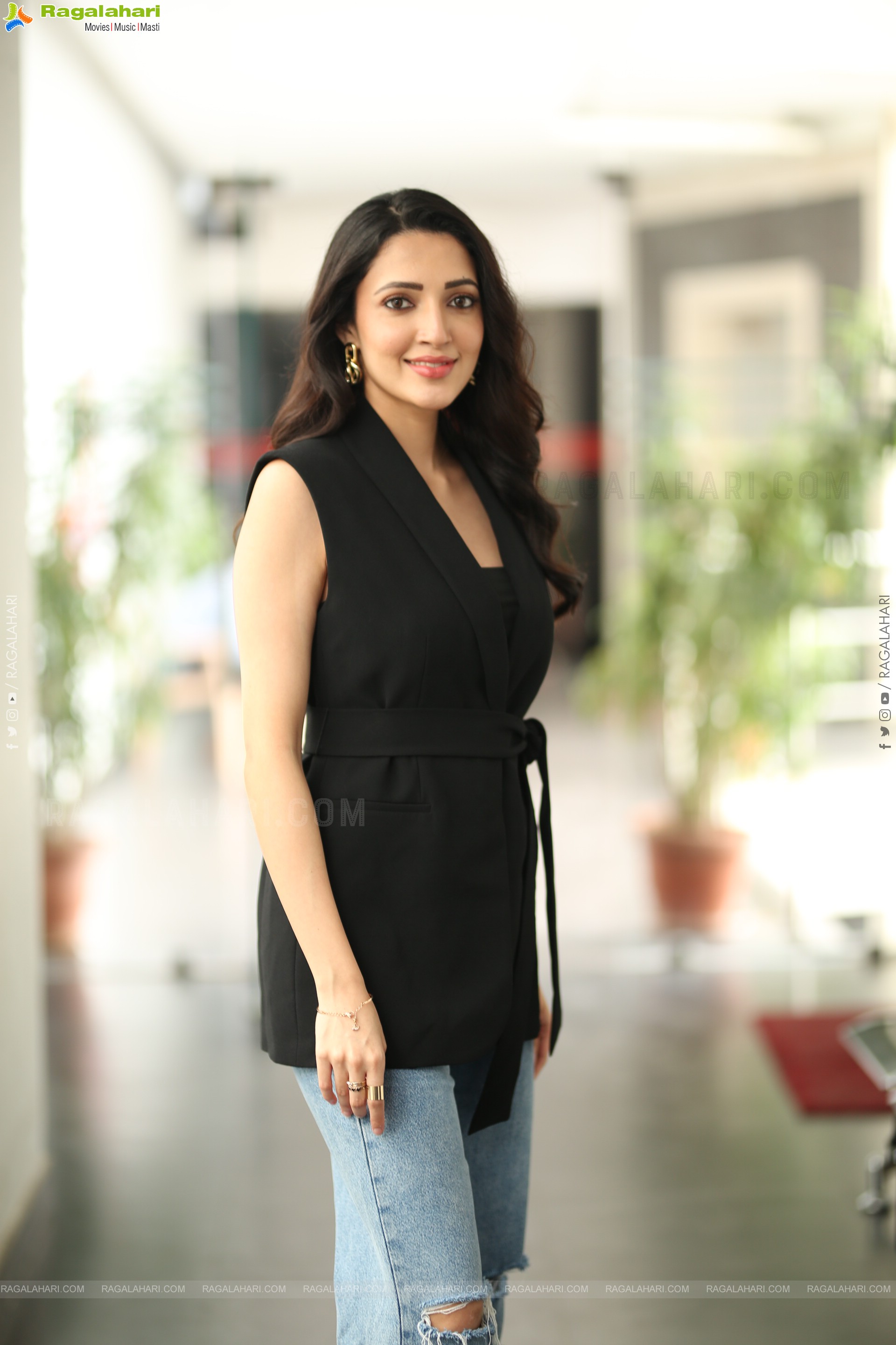 Neha Shetty at Rules Ranjann Interview, HD Gallery