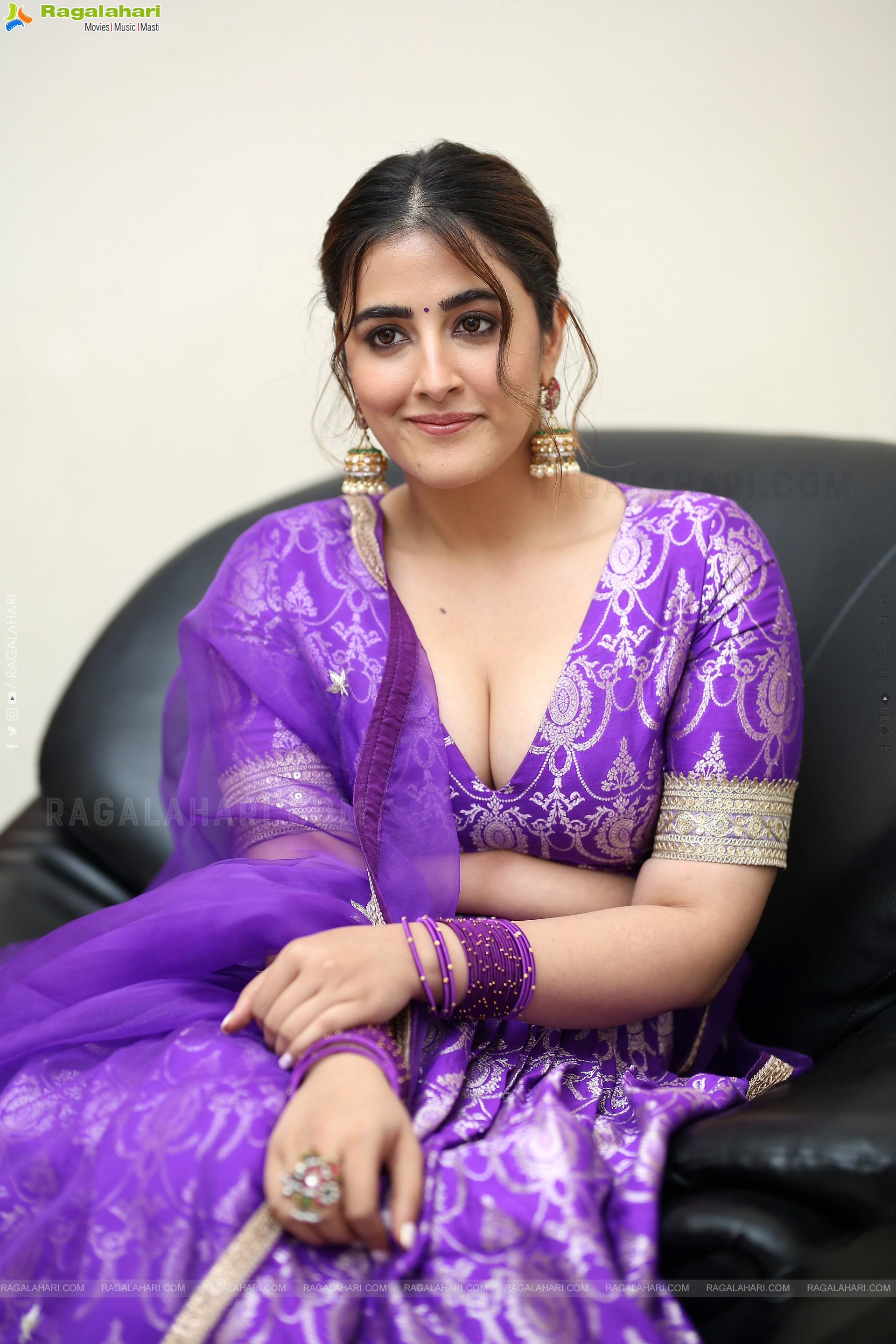 Actress Nupur Sanon at Tiger Nageswara Rao Pre Release Event, HD Gallery