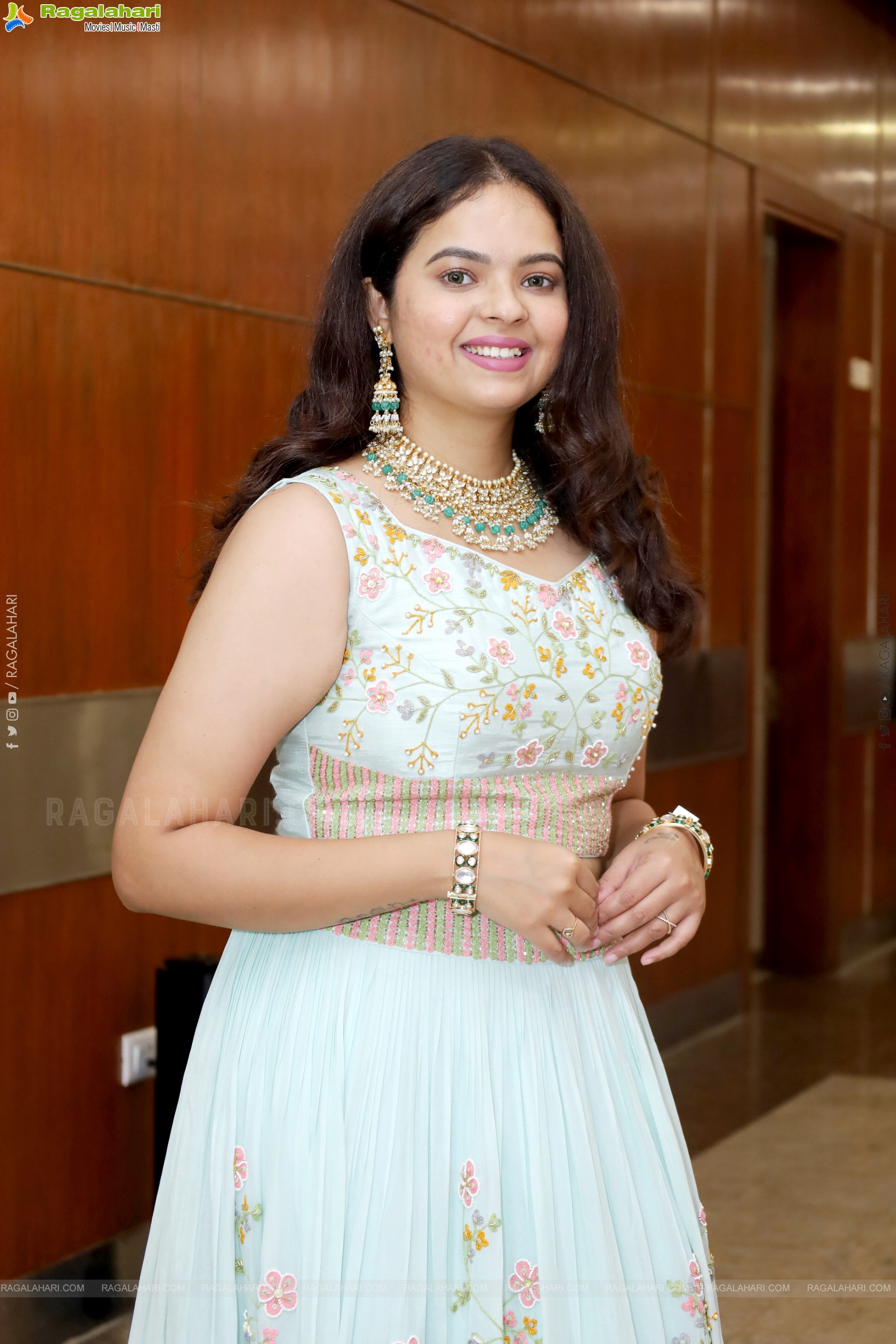 Pooja Ananth Latest Stills, HD Gallery