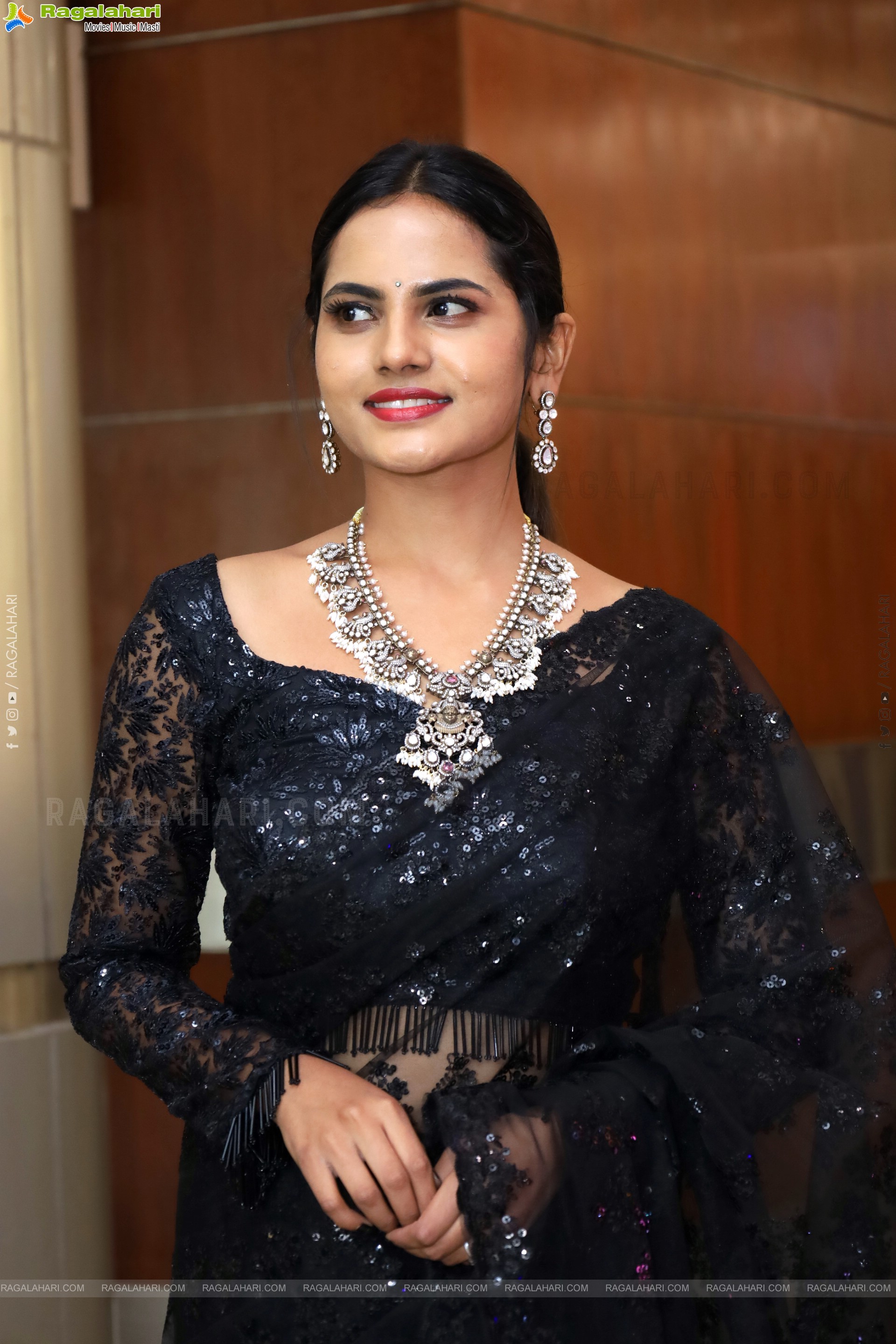 Priyanka Chowdary Latest Stills, HD Gallery