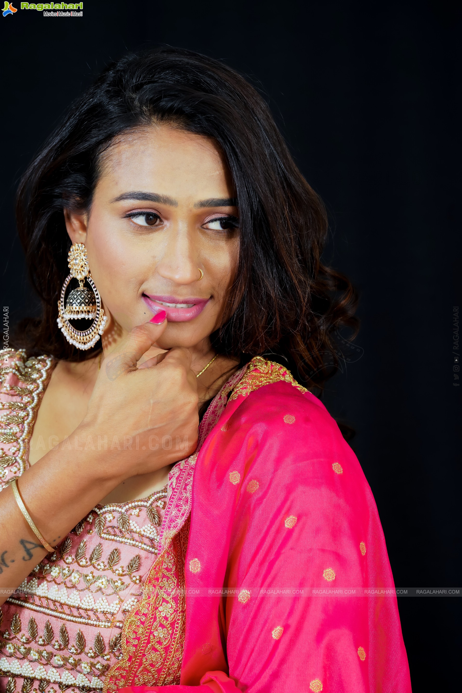 Shaheen Shaik Latest Exclusive Photoshoot, HD Gallery