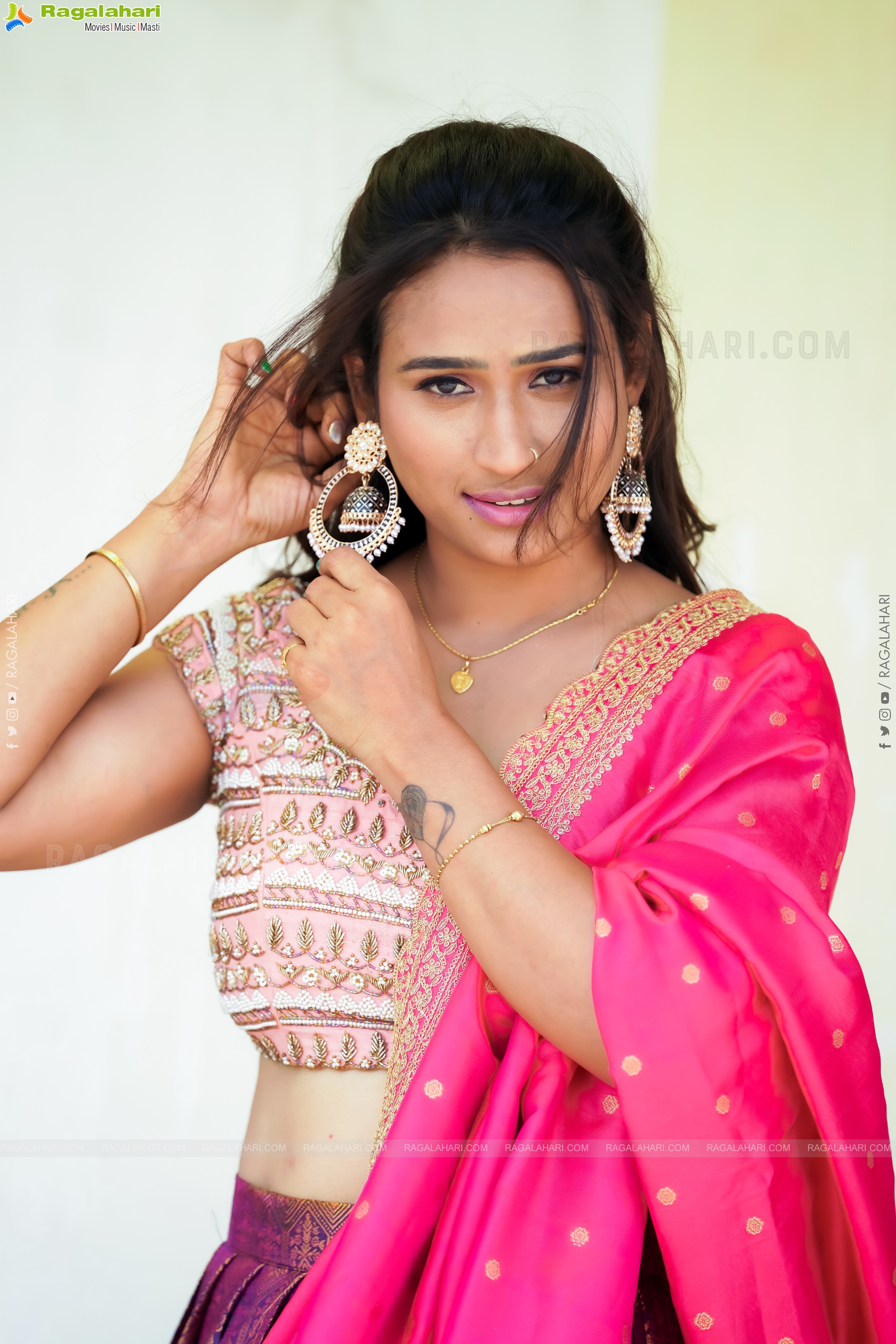 Shaheen Shaik Latest Exclusive Photoshoot, HD Gallery