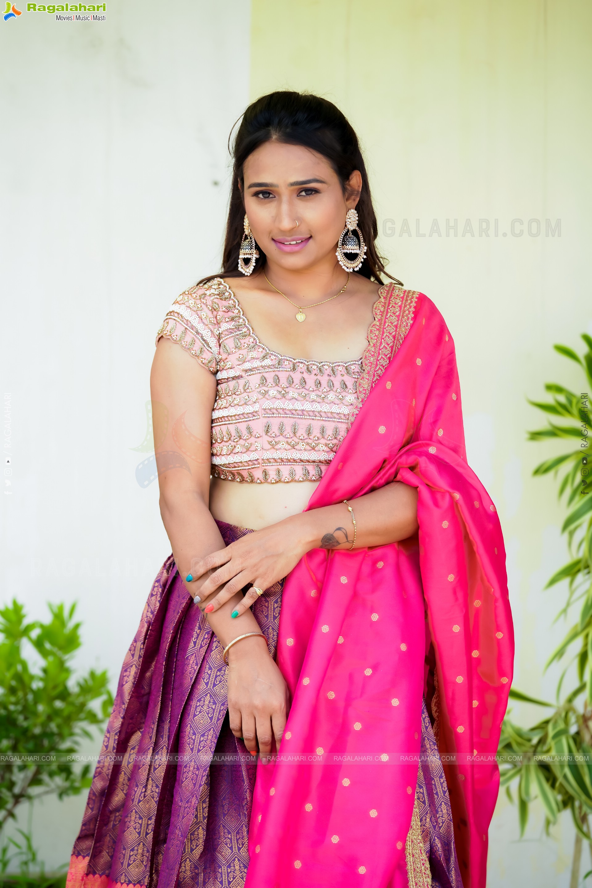 Shaheen Shaik Latest Exclusive Photoshoot, HD Gallery