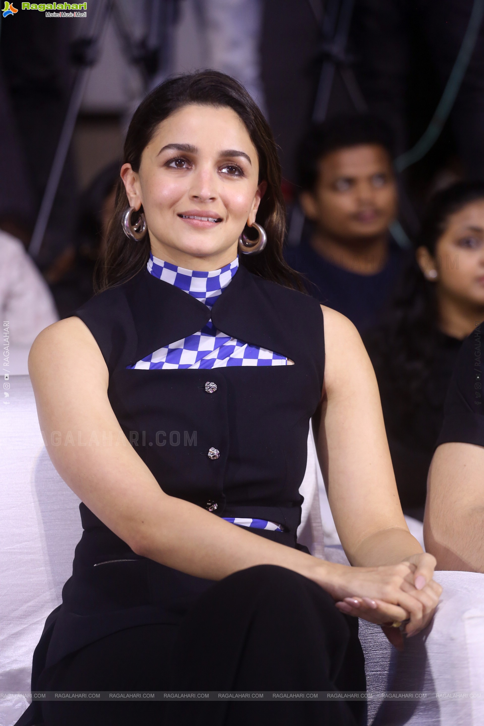 Alia Bhatt at Jigra Pre Release Event, HD Gallery