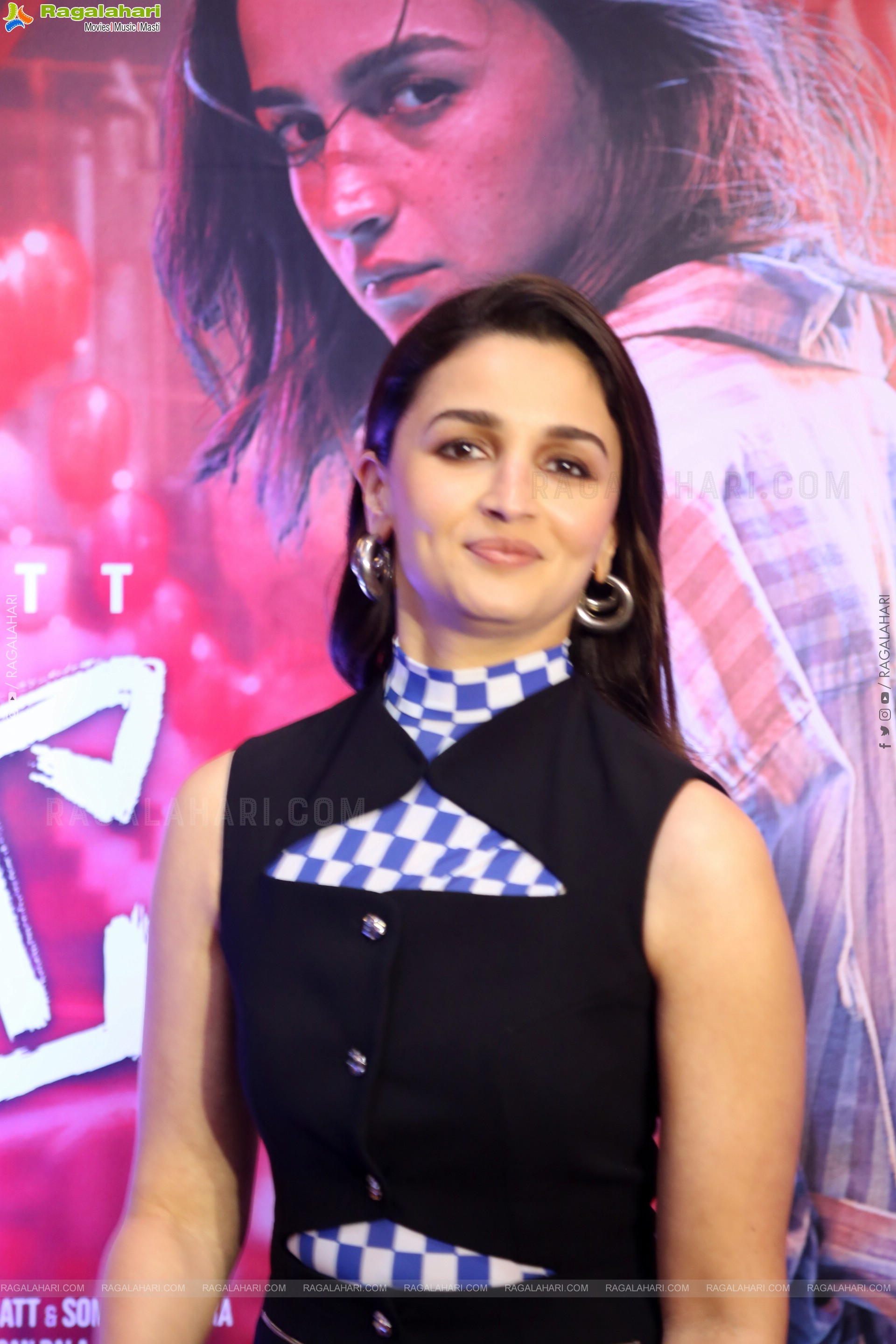 Alia Bhatt at Jigra Pre Release Event, HD Gallery