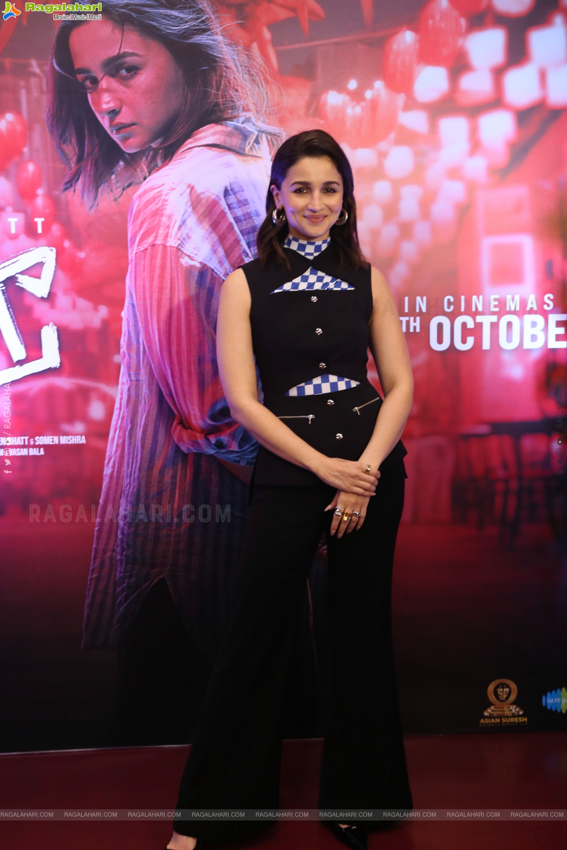 Alia Bhatt at Jigra Pre Release Event, HD Gallery