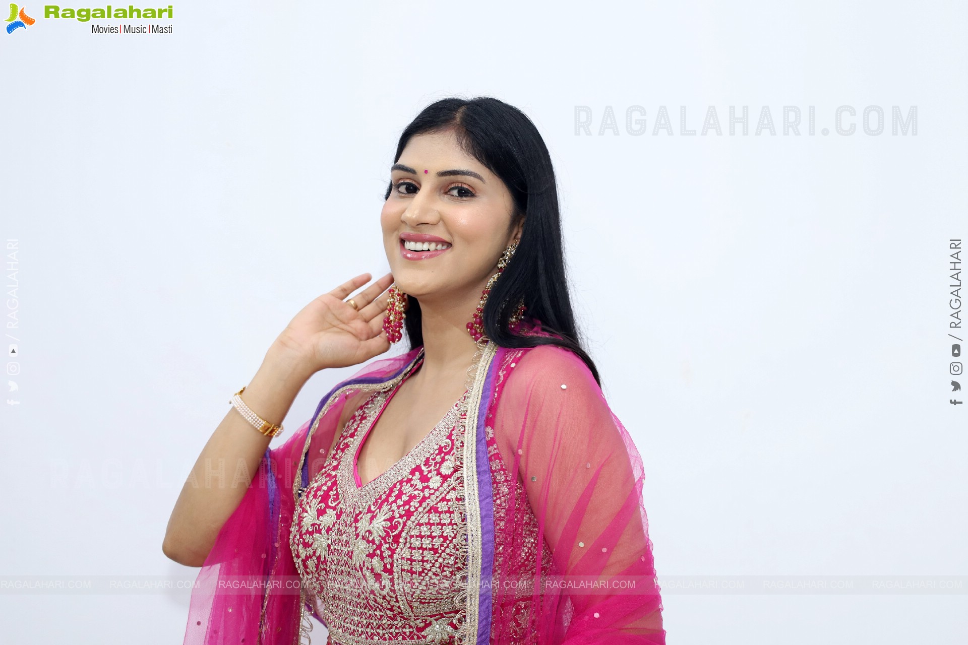 Aparna Reddy Latest Photoshoot Stills, HD Gallery