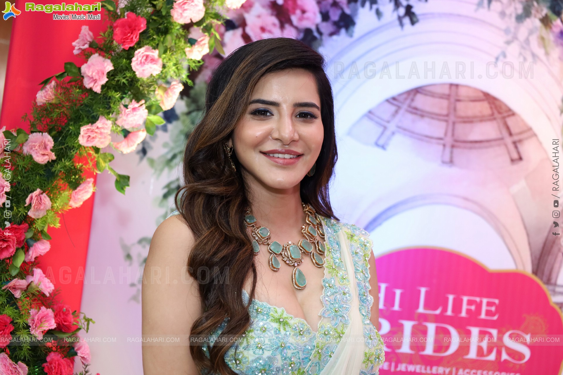 Ashu Reddy at Hi Life Brides Launch Event, HD Gallery