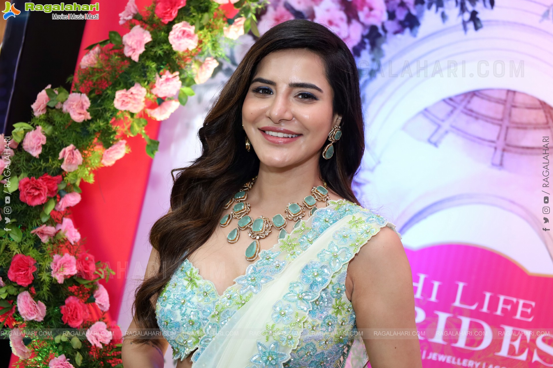 Ashu Reddy at Hi Life Brides Launch Event, HD Gallery