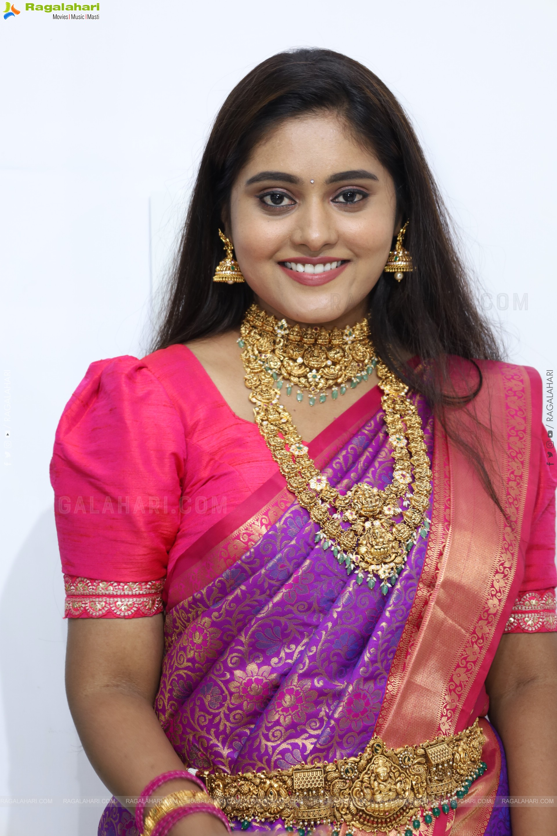 Bindhu Krishna Latest Stills, HD Gallery