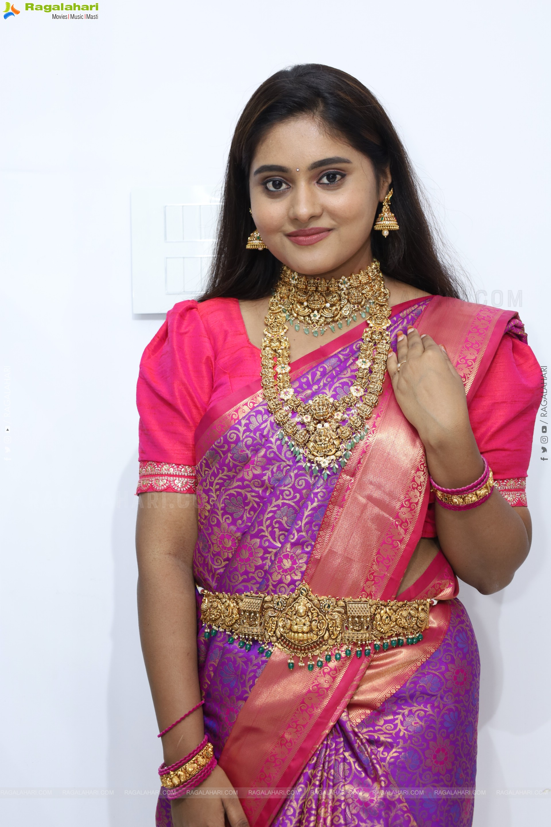 Bindhu Krishna Latest Stills, HD Gallery