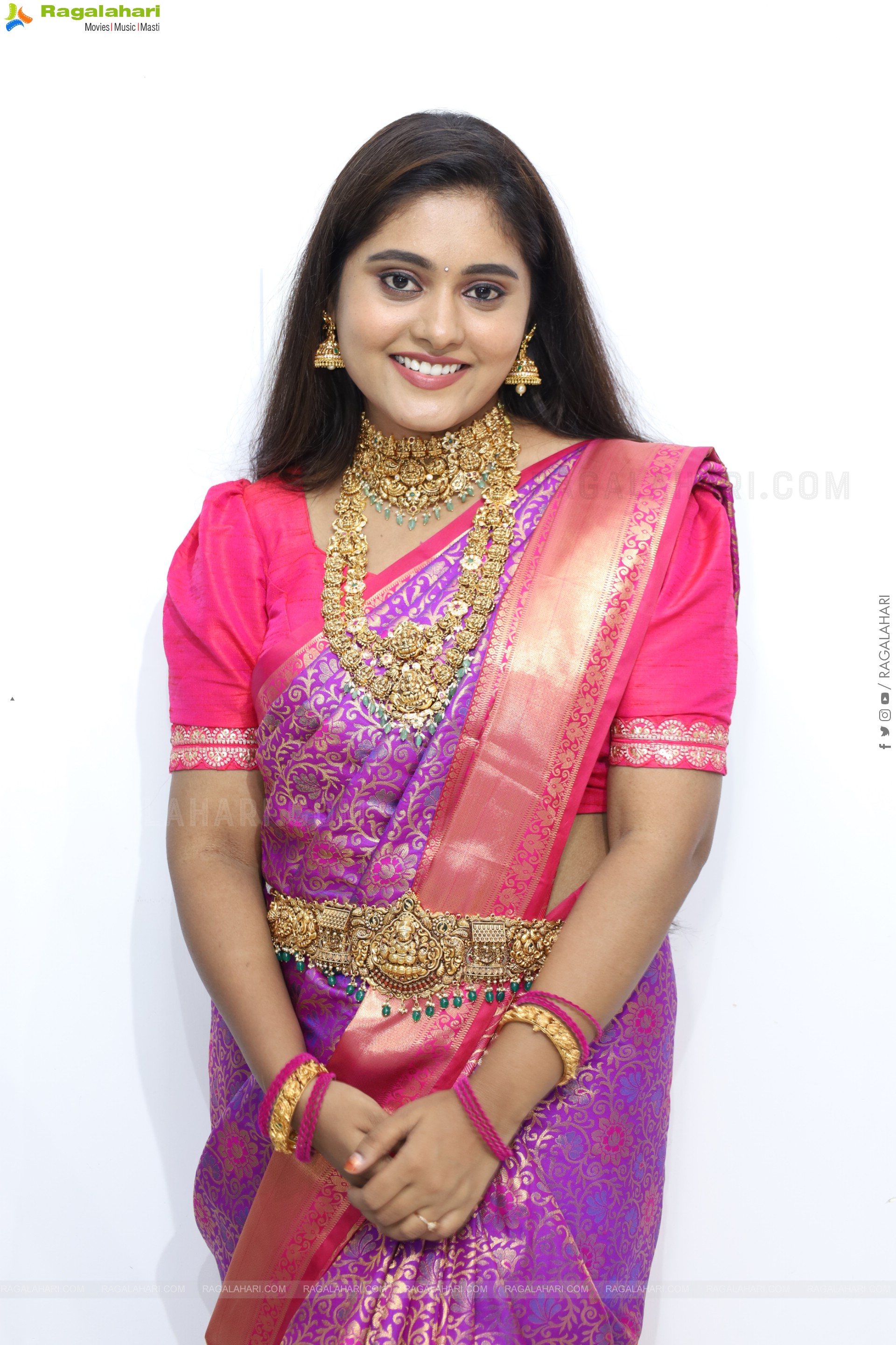 Bindhu Krishna Latest Stills, HD Gallery