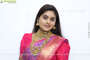 Bindhu Krishna Latest Stills, HD Gallery 