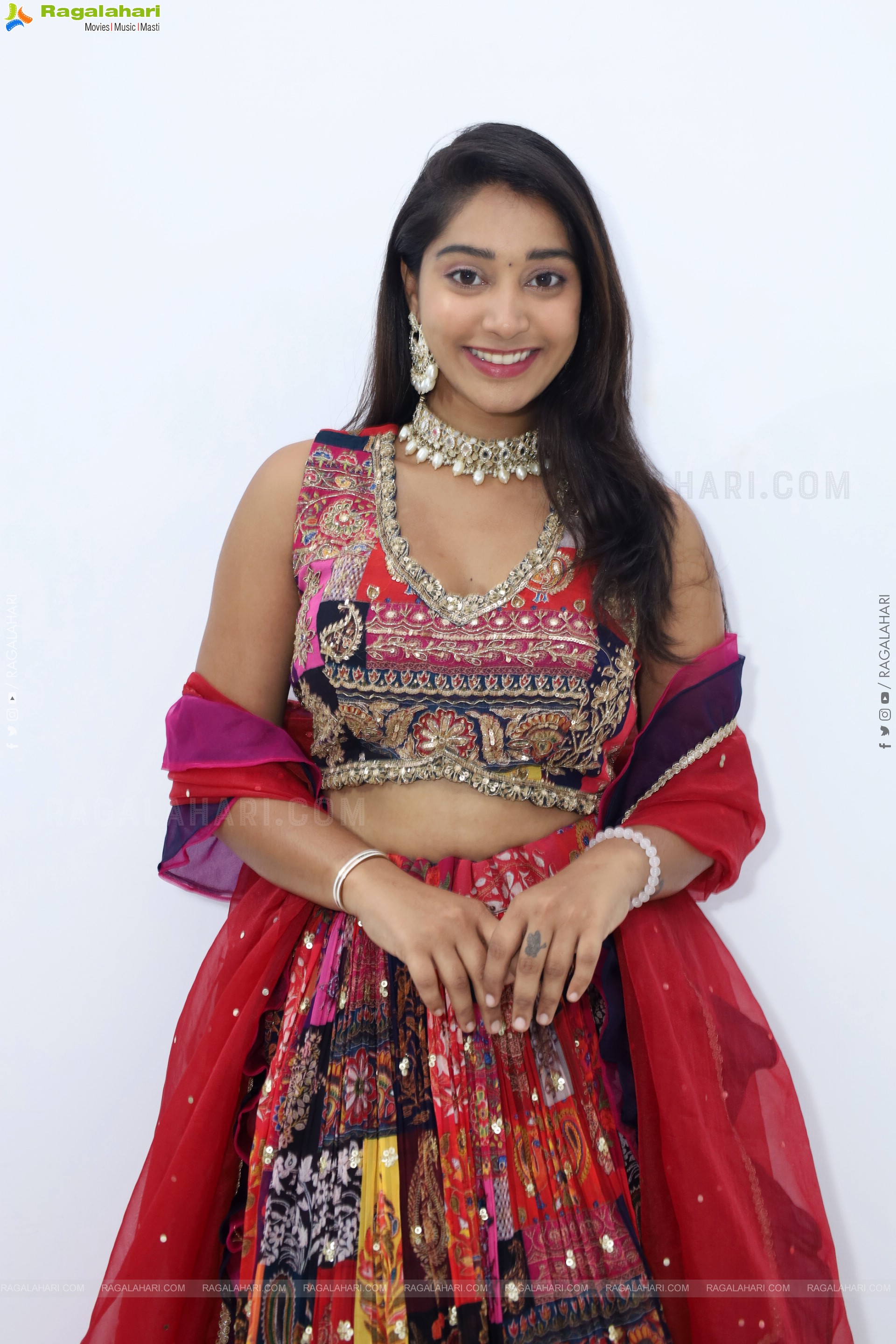 Chandu Charms Latest HD Stills, Photo Gallery